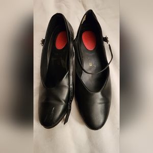 Dance class shoes
